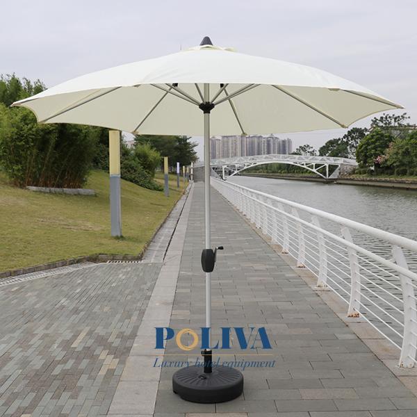 Hình ảnh Ô dù ngoài trời màu nào đẹp? Bí quyết chọn màu ô dù phù hợp không gian