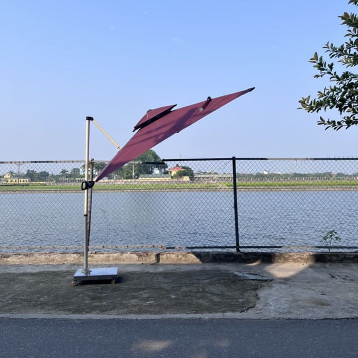 Hình ảnh Tại sao nên mua dù nghiêng lệch tâm?