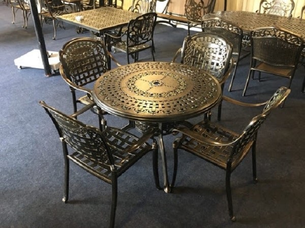 Hình ảnh Tổng hợp các mẫu bàn ghế nhôm đúc đẹp, sang, cao cấp, hot nhất